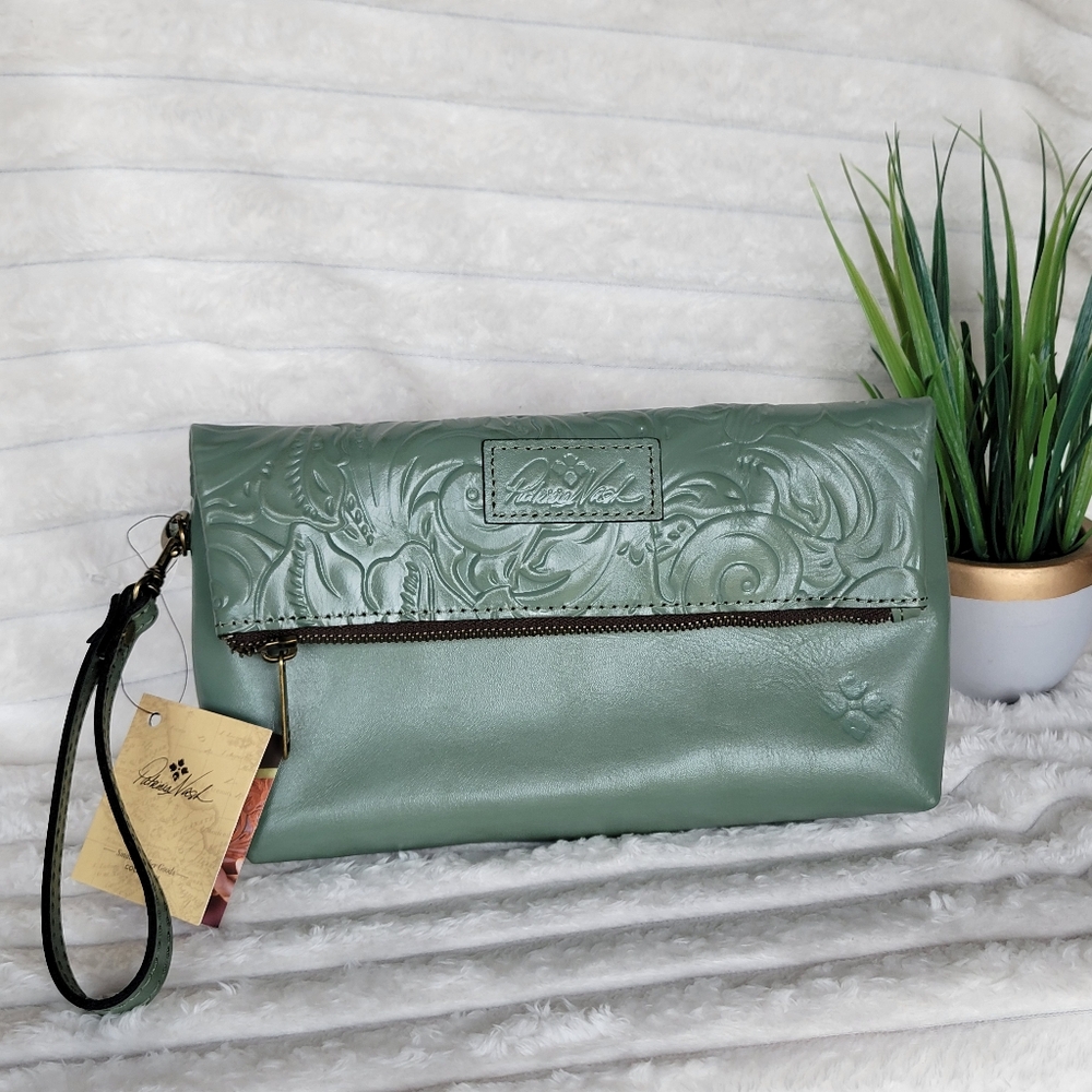NWT Patricia Nash sage Valerie Magnetic fold over wristlet
